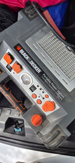 Jump starter compressor power supply