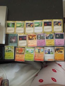 Pokémon TCG Mixed Card Lot (18 Cards)