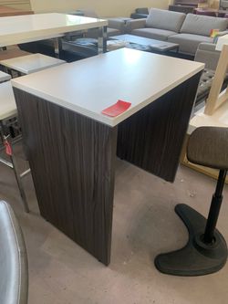 Table/workstation 36” Hx36” wx22”D gray white