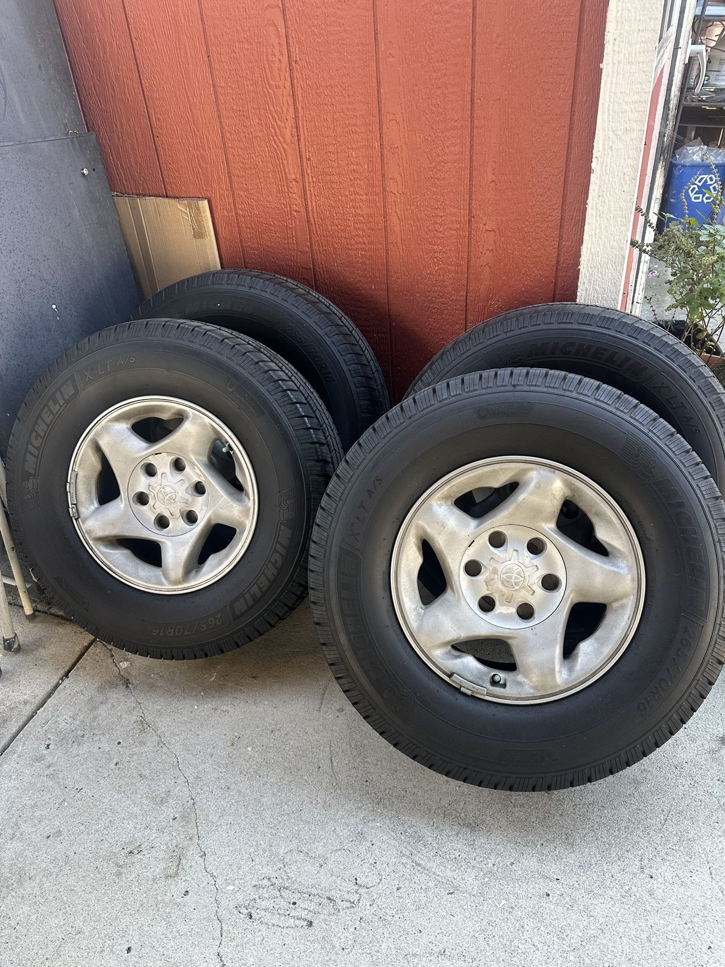 Toyota Tacoma Tires