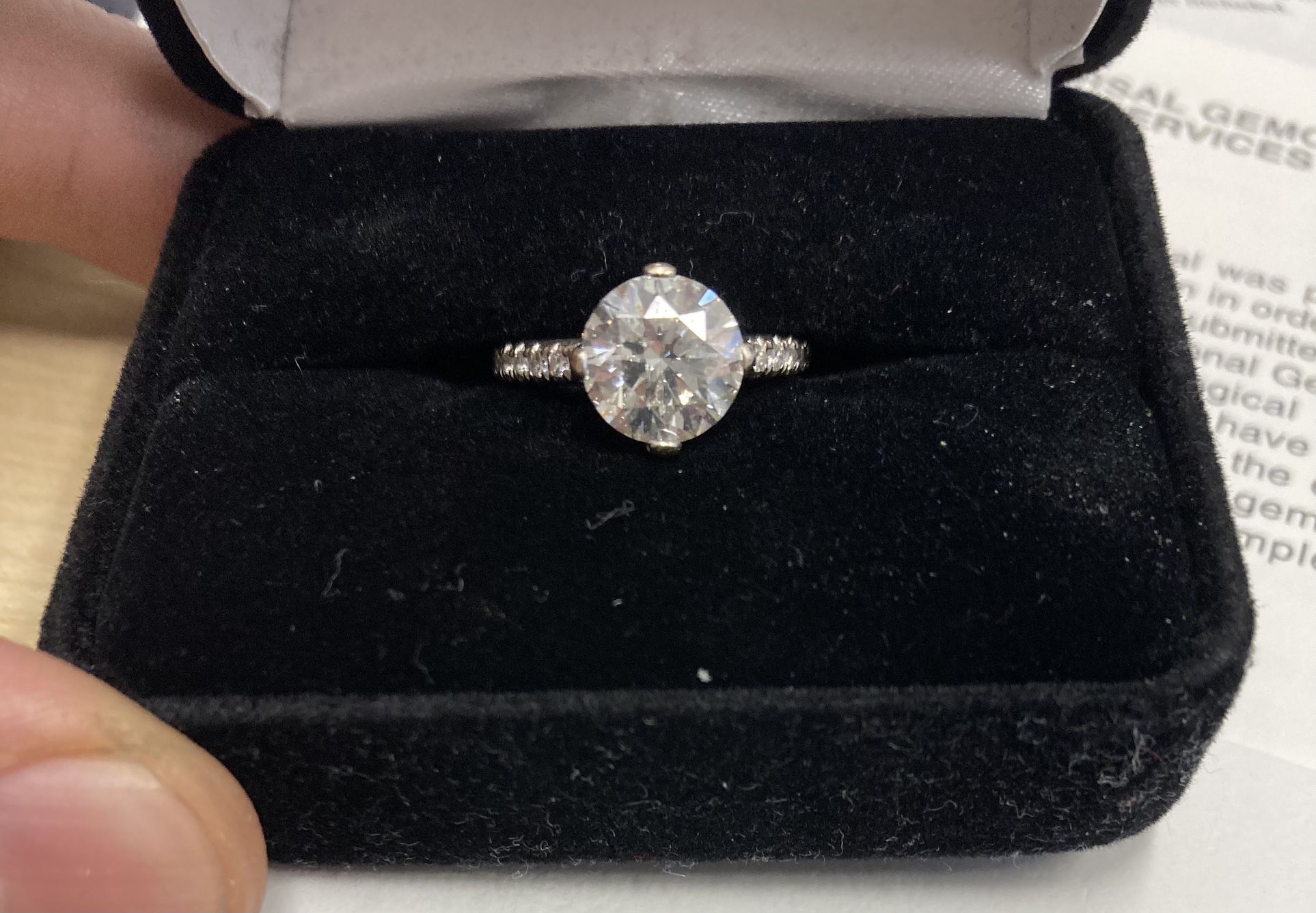 $25,000 2.3 CT Diamond Engagement Ring And Diamond Band With All Certificates And Appraisal 