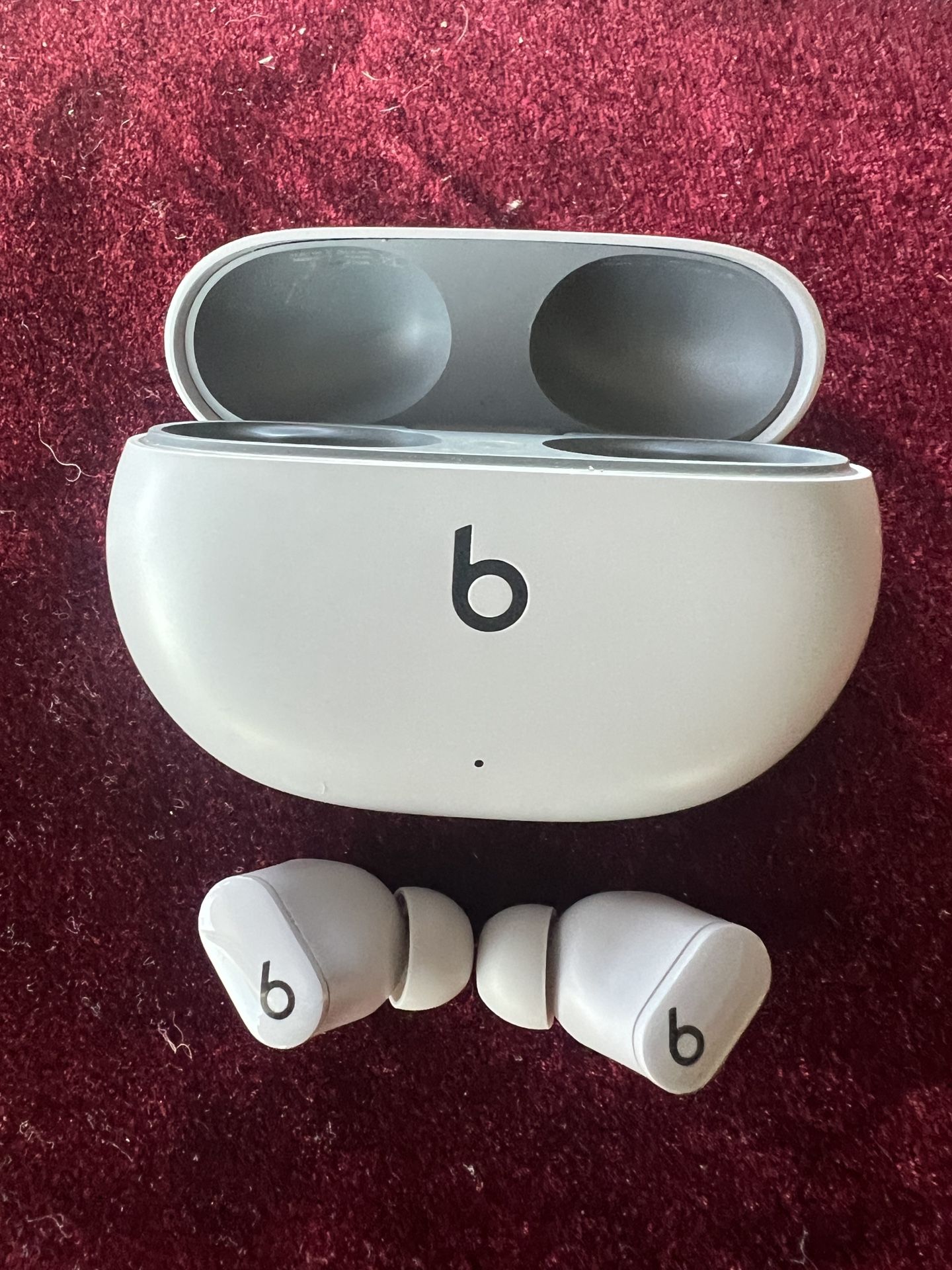 Beats Studio Buds