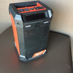 Milwaukee M12 Radio Bluetooth.