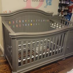 4 In 1 Convertible Crib And Changer By Sorelle