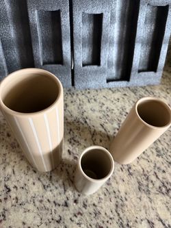 Vase decor