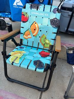 Parkit backpack chair with bottom ice