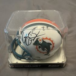 Autographed Reggie Bush Mini Helmet 