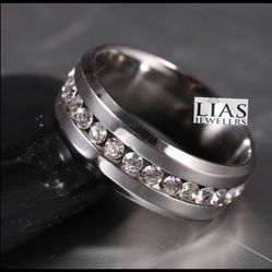 New 18k White Gold Men Wedding Ring 