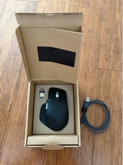 Logitech MX Master 3S  Wireless Mouse (Like New)