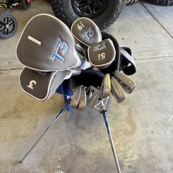 LEFT HANDED WOMENS GOLF SET