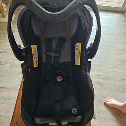 Babytrend Infant Car seat