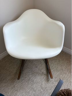 Eames rocking chair
