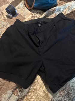 Black Chino Shorts with Cuffed Hem