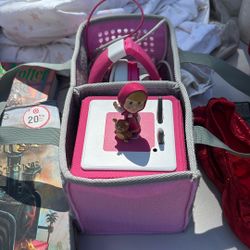 Toni Box With Case Headphones And 35 Stories