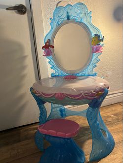 Toddler/kids Vanity