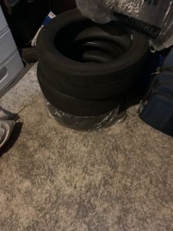 Set Of 4 Use Tires