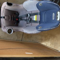 Car seat / Booster Seat