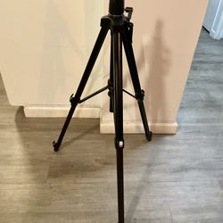 Tripod