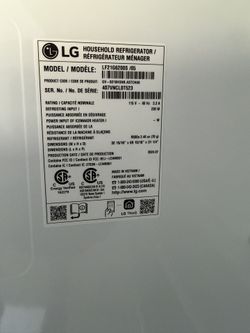 Like new LG Refrigerator 21cu.ft.