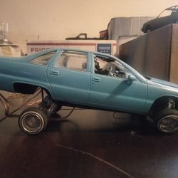 A Bubble Caprice Toy Model Car