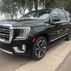 2022 GMC Yukon XL