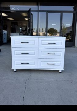 Brand New White 6 Drawer Bedroom Dresser