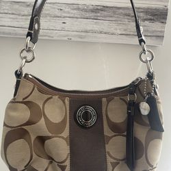 Coach shoulder bag