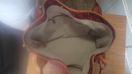 Dooney & Bourke Bag