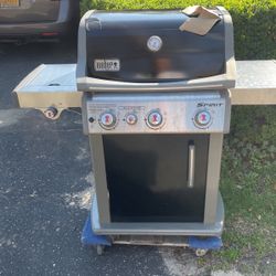 Weber Spirit, Two Burner With Sear Station