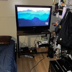 43” TV And TV Stand
