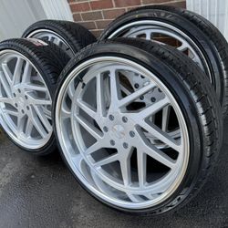 New staggered 24x9 and 24x11 esko wheels wrapped in Lexani tires