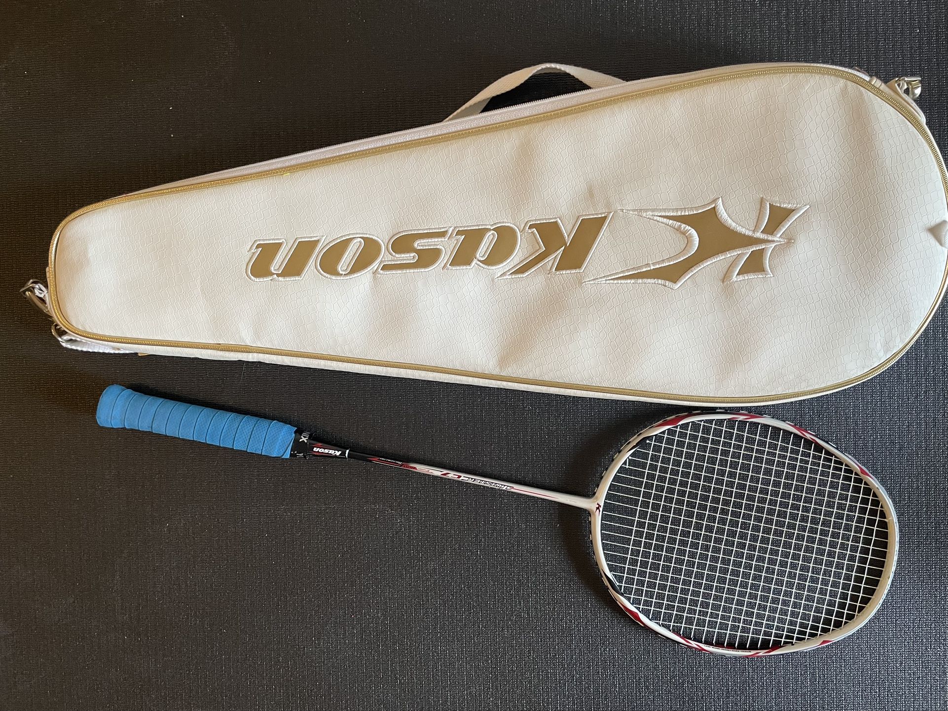 Kason (now Li-Ning owned) Twister C7 Cai Yun Badminton Racket with Bag