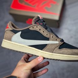 Jordan 1 Low Travis Scott Mocha 205