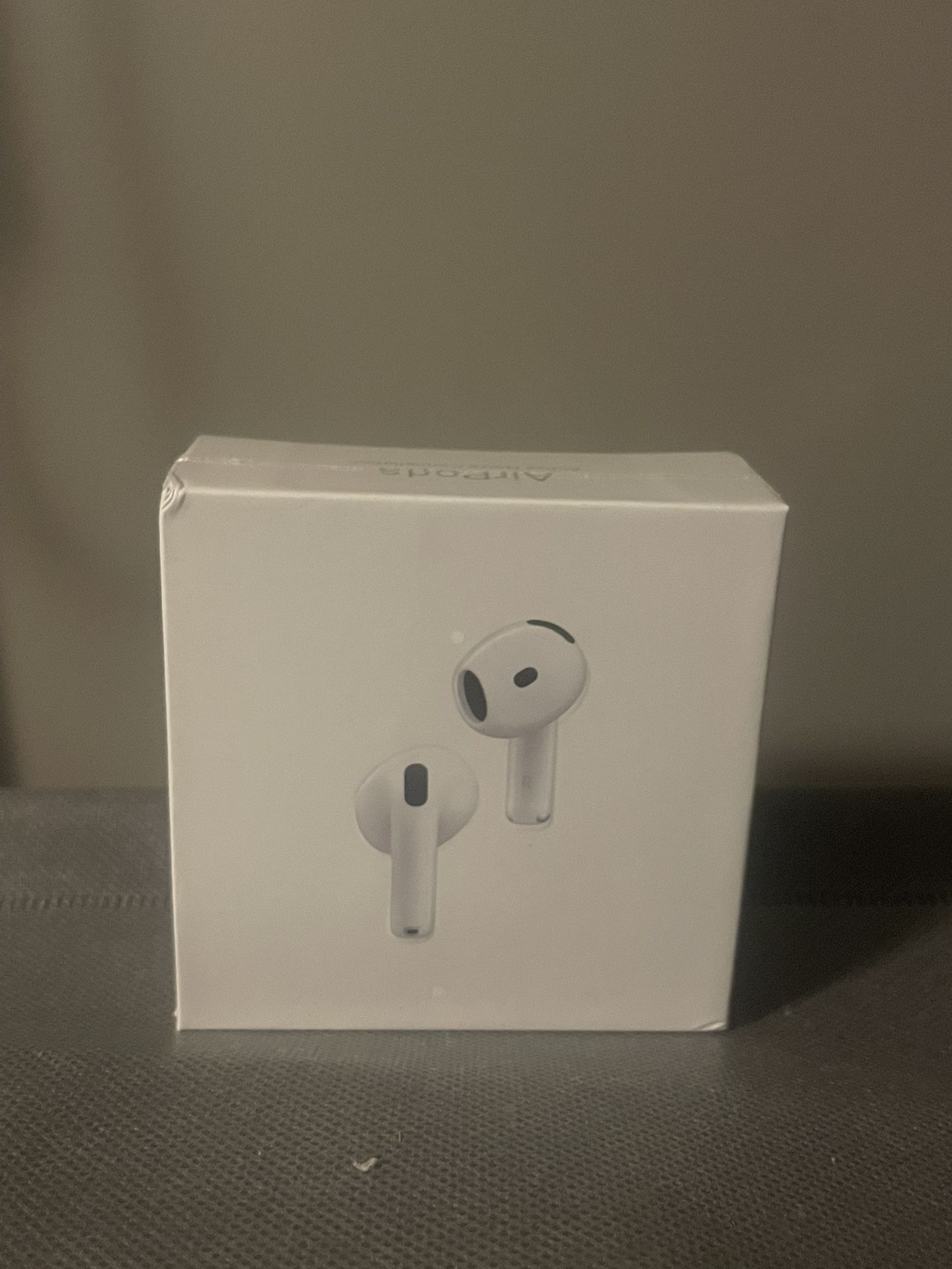 AirPods 4