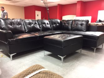 SECTIONAL SOFA