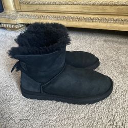 Black UGG Bailey Bow Boots Women Size 6
