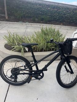 $100 - kids 5-7 specialized bike
