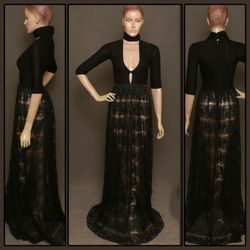 NEW BLACK LACE VICTORIAN V-NECK KEYHOLE DARK BEAUTY GOTHIC GOTH BUTTON DOWN CHOKER TURTLENECK LONG TRAIN LOW CUT WOMAN'S GIRL JUNIOR DRESS GOWN