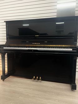 Yamaha U3 Upright Piano Free delivery and tuning