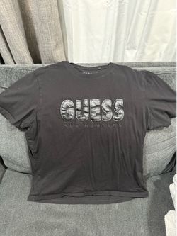 Guess t-shirt
