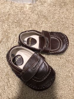 Baby shoes size 5