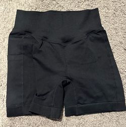 Biker shorts with pockets