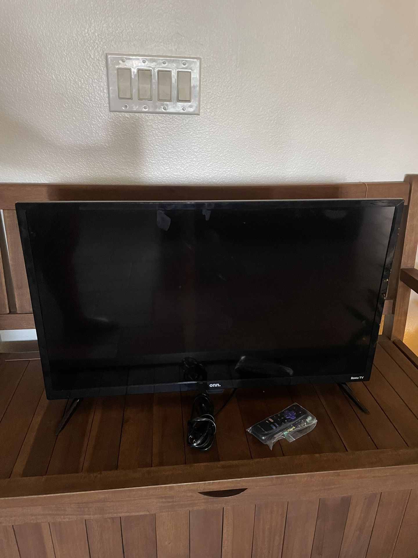 Onn Roku 32” TV 