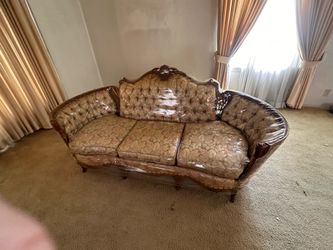 Vintage Victorian Couch