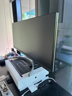 LG 29” UltraWide IPS Monitor (29WK600-W) – Excellent Condition