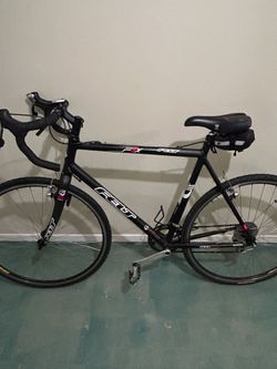 Felt F1X bike