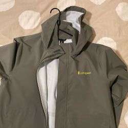Men’s Cotopaxi Rain Parka Small (Like New)