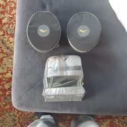 Everlast Punch Mitts