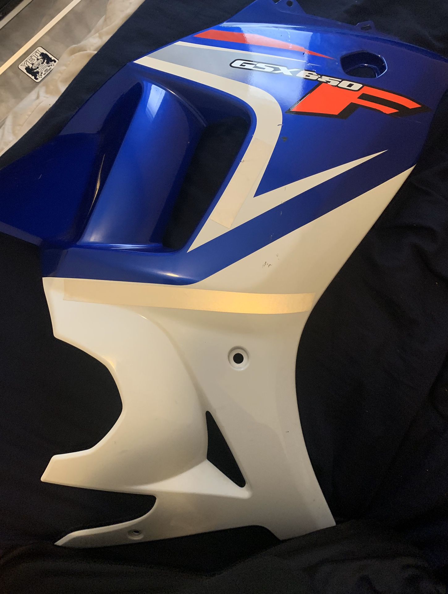 2008 gsx650f right motorcycle fairing