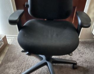 Ergonomics Desk Chair